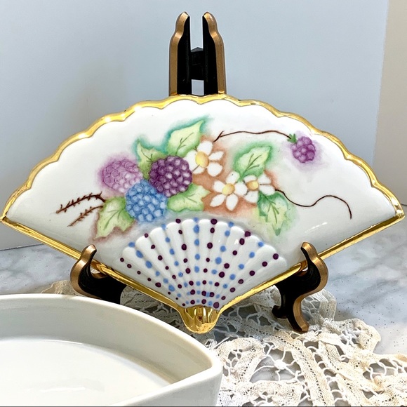 Porcelain Fan Shaped Trinket Box Vintage - Picture 2 of 9